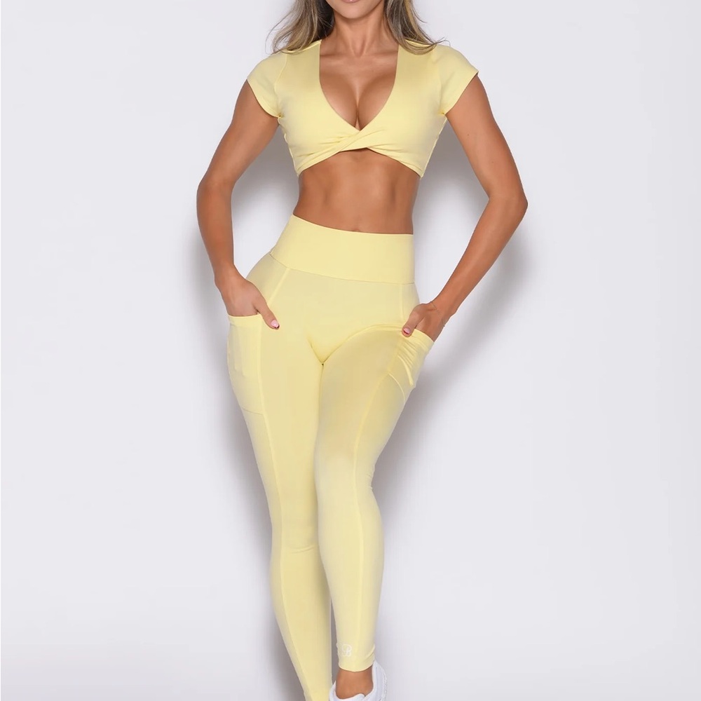 Women’s High-Waist Soft Yellow Butter Light Yellow Leggings XS New W TAGS